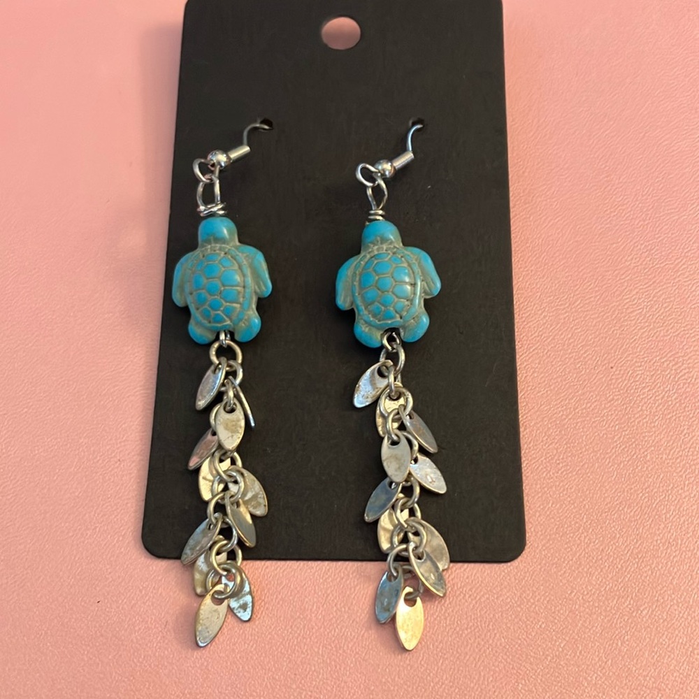 Turtle dangle Earrings